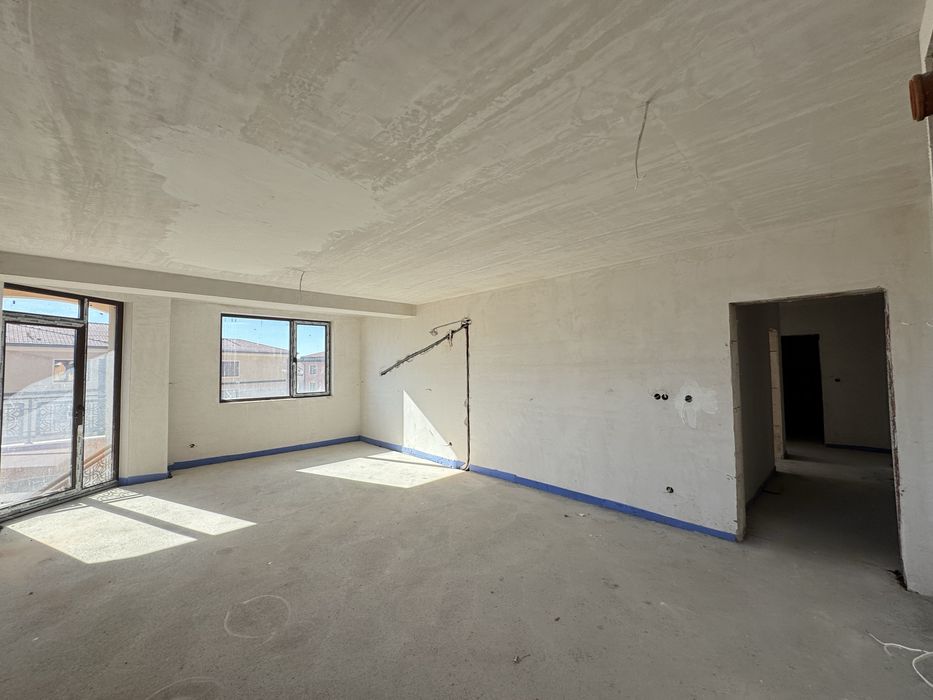 Продава ново съроителство в гр. Казанлук