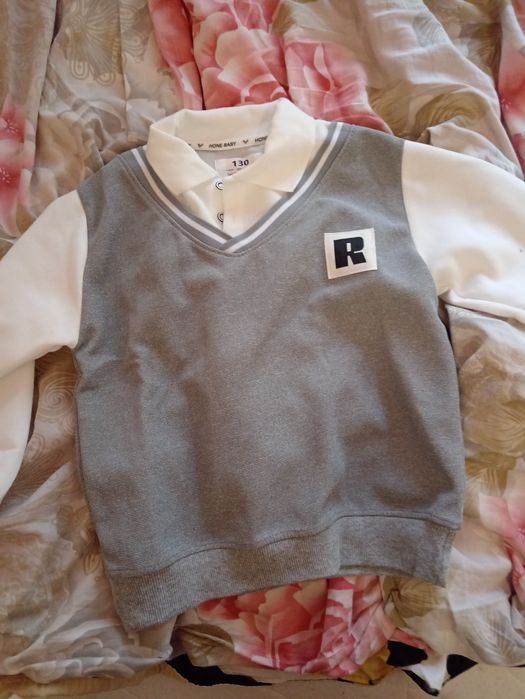 Продам кофточка для мальчика