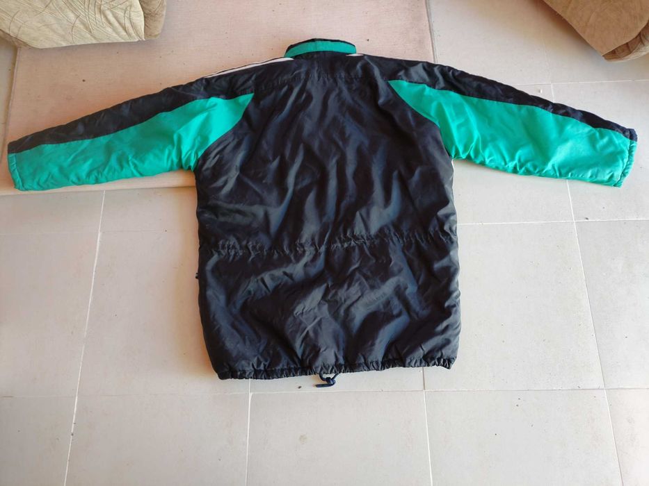 Мъжко Зимно Яке Adidas, Kато Ново, Леко и Много Топло. Размер L.