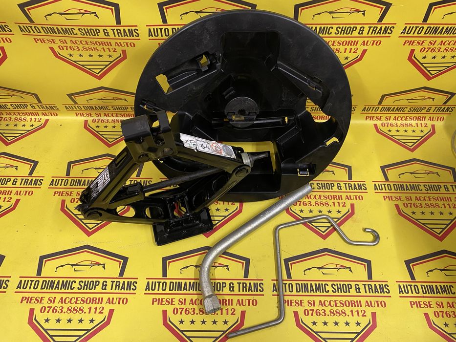 Cric auto original Fiat 500 MK1 Panda Punto Lancia Y Cu cheie prezoane