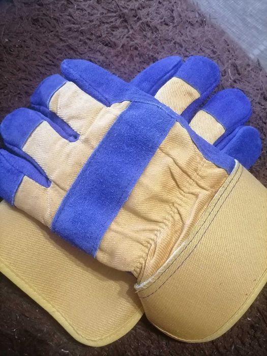 Перчатки утеплённые