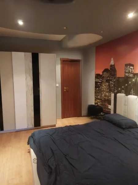 Реновиран тристаен тухлен апартамент