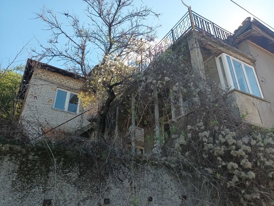 Продава се Къща в Асеновград - 651 кв.м за 59 €/кв.м - Снимка #4