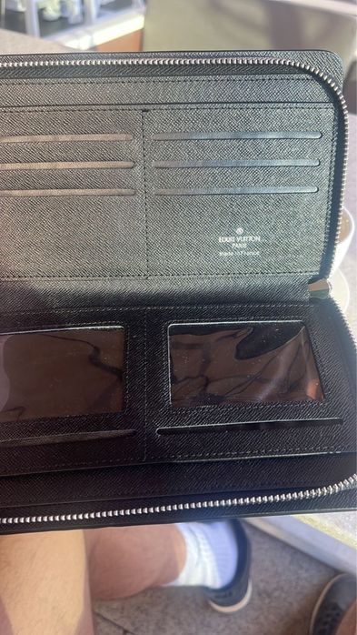 Оригинальный кошелек Louis Vuitton Epi Leather Organizer