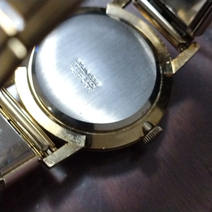 Швейцарски механичен часовник Santima от 1970 г.