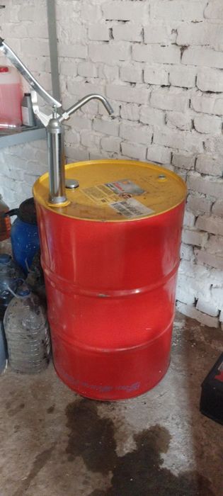 MOY SOTILADI SHELL 10W-40 Yuk moshinalarga