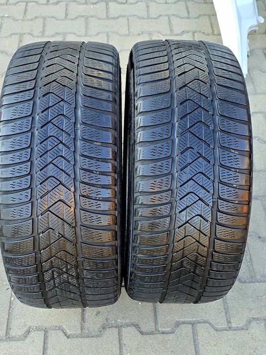 235 40 19 Pirelli