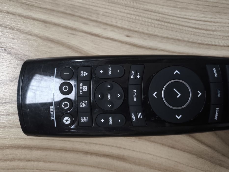 Оригинални дистанционно управление Barco за кинопроектор