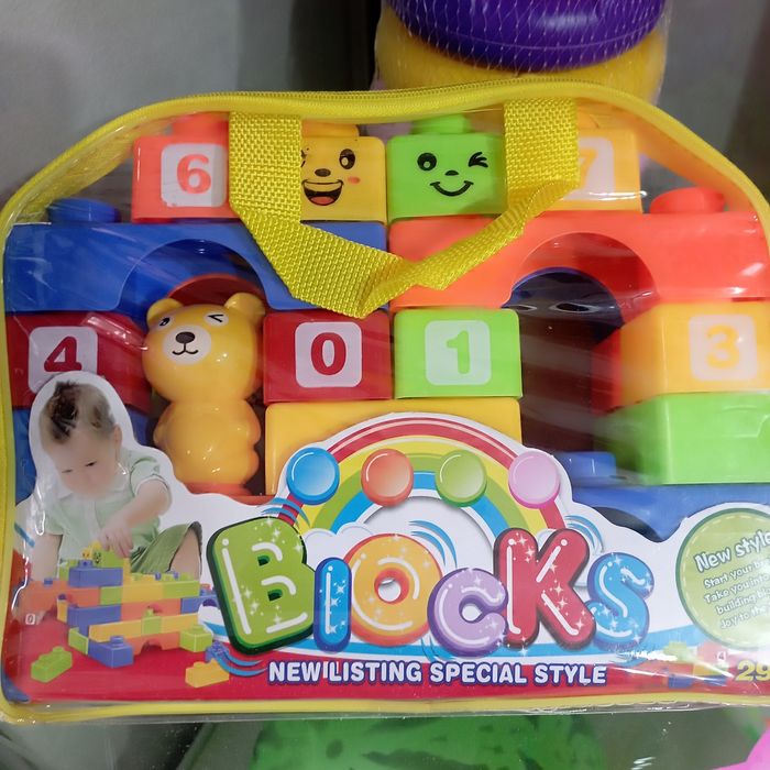 Игрушки от 500 тенге.