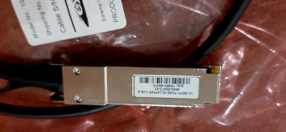 Extreme 10312 1m QSFP + Passive Copper cable 40Gb Ethernet QSFP