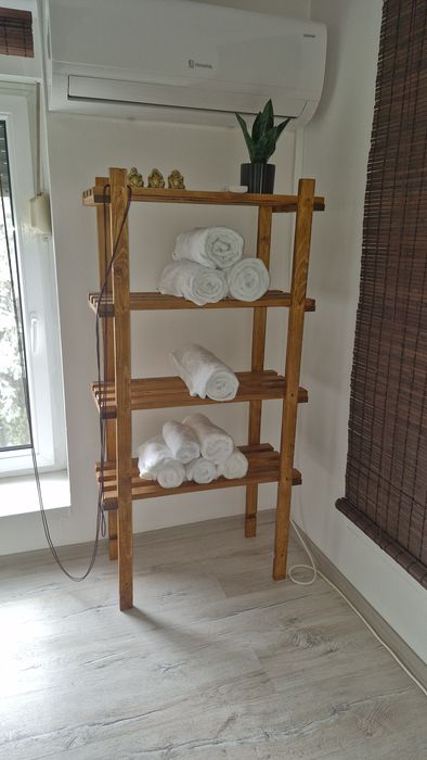 Vand etajera/ raft lemn de brad