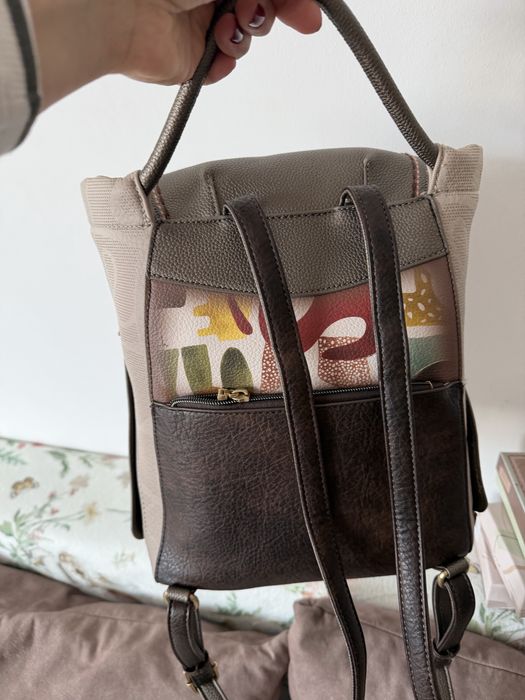 Страхотна Раница Anekke