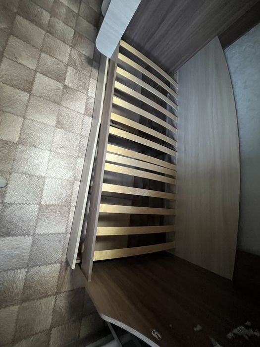 Кровать детская двухярусная