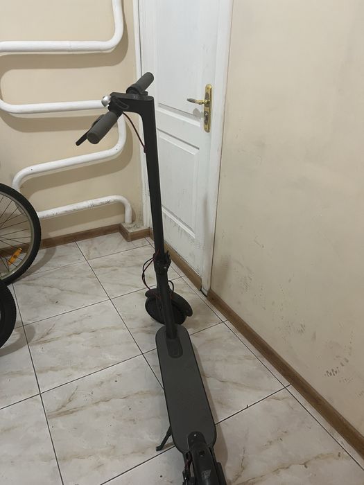 Самокат Xiaomi .