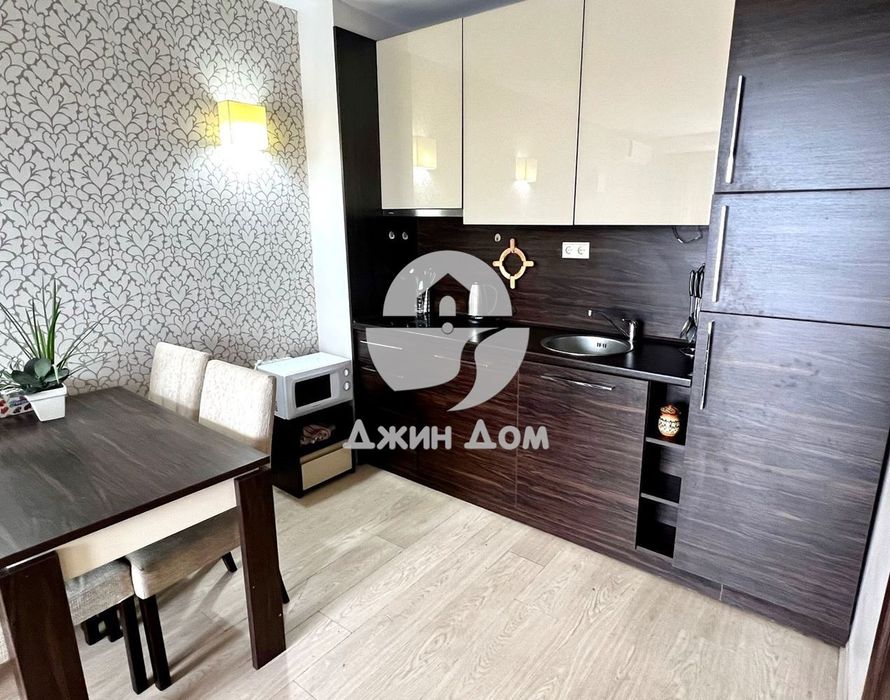 Продава се Двустаен апартамент в к.к. Слънчев бряг - 62 кв.м за 1420 €/кв.м - Снимка #2