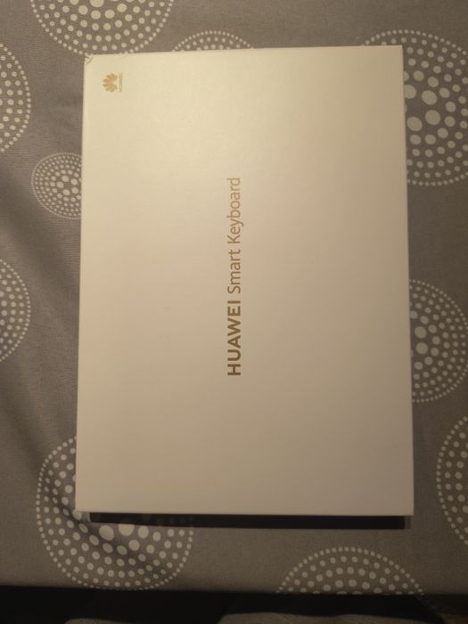 Husa+tastaura huawei 11.5