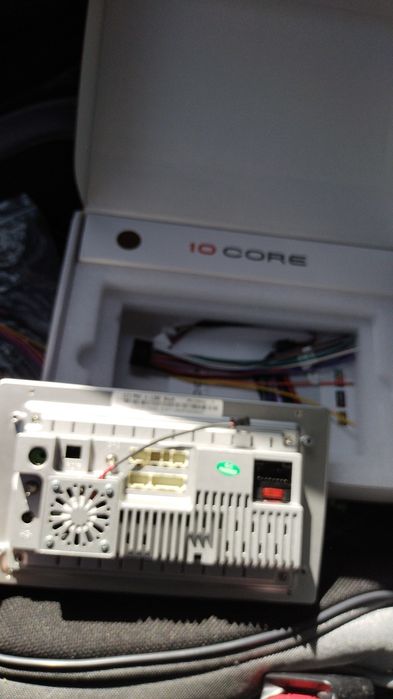 Андроид манитола на автомобиль