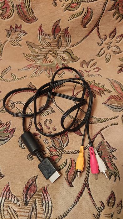 Провод тюльпан на Playstation