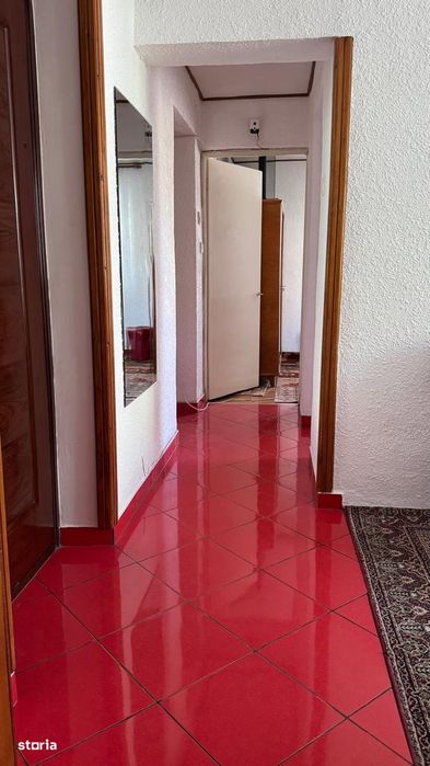 Ultracentral - 2 camere decomandate, caramida, etaj 2, boxa mare