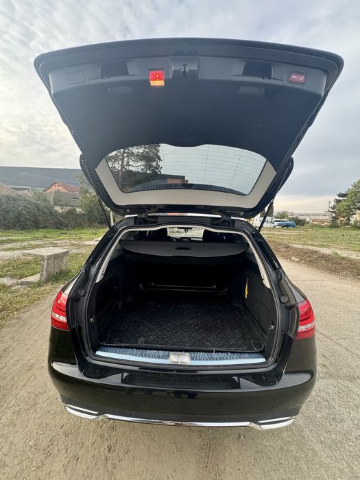 Mercedes Benz C Class w205 C220 2015 / WEBASTO/ILS/Line asist/