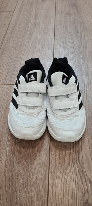 Кроссовки детские 33 размера