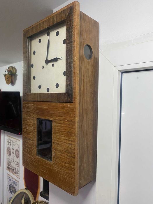 Ceas de perete cu pendul