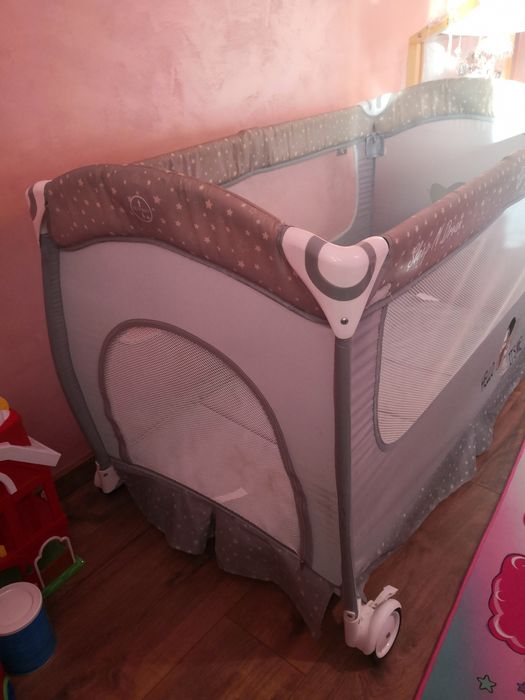 Бебешка сгъваема кошара