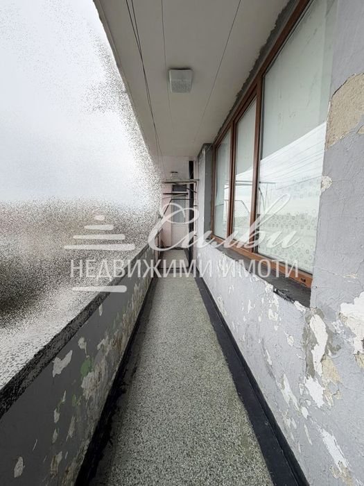 Четиристаен ТУХЛЕН апартамент в района на РУМ!