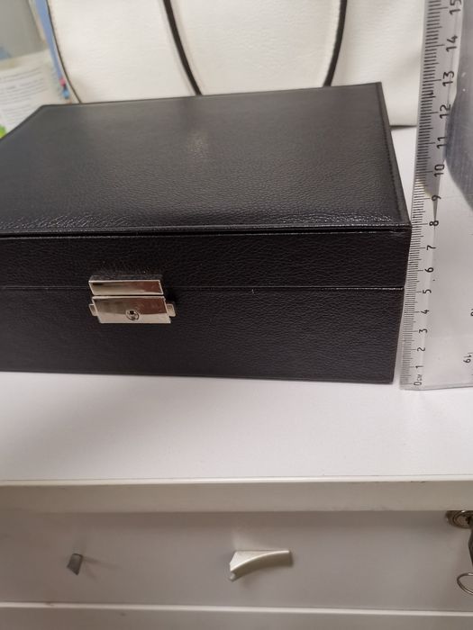 Голяма кутия за бижута