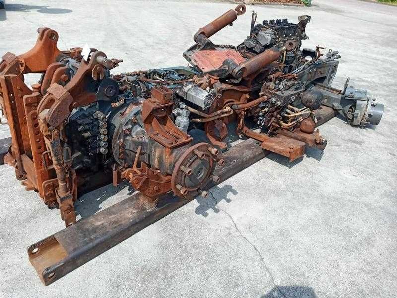 Dezmembrez tractor Fendt 412