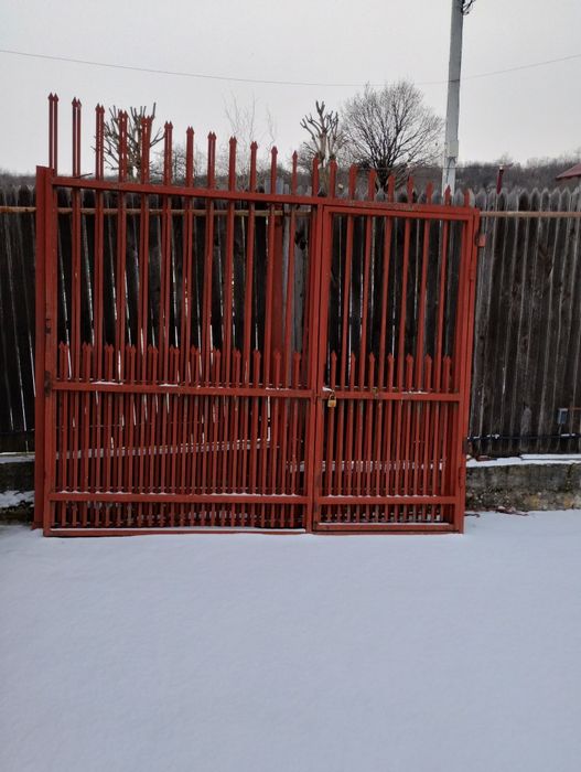 Porți din fier gros