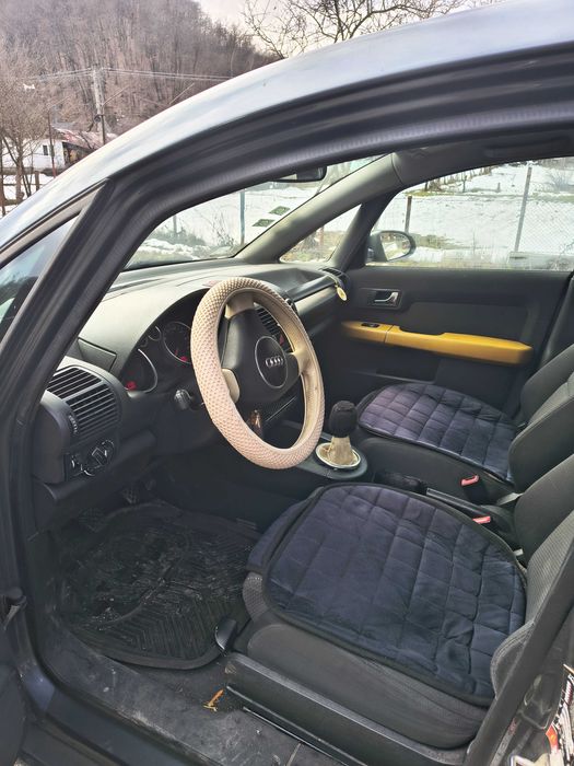 Vând audi A2 an 2003