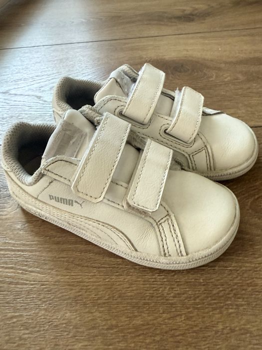 Детские кроссовки