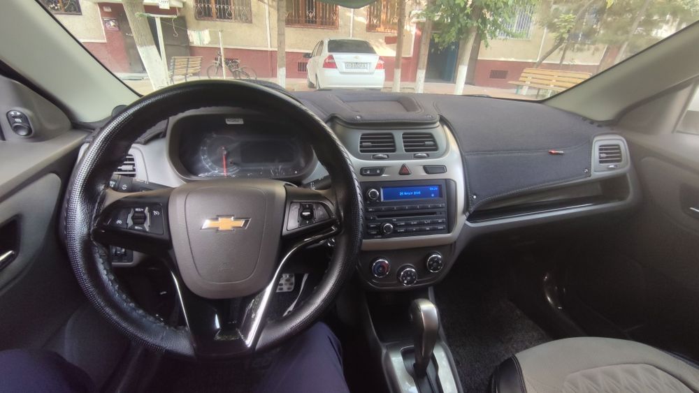 Cobalt avtomat yaxshi holatda