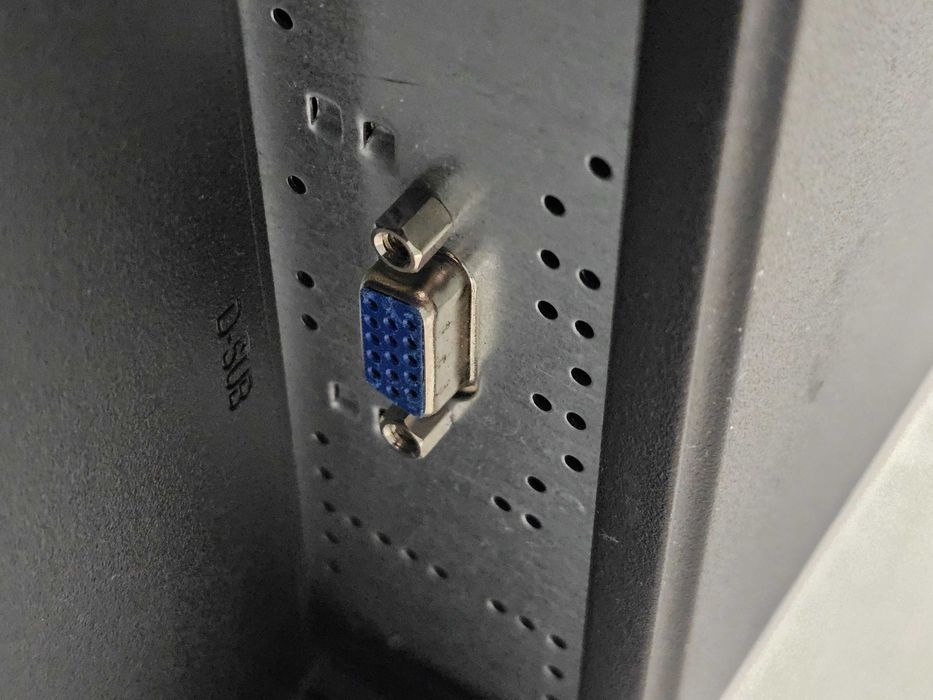 Монитор 22" Philips 220E — Отличное состояние, Full HD