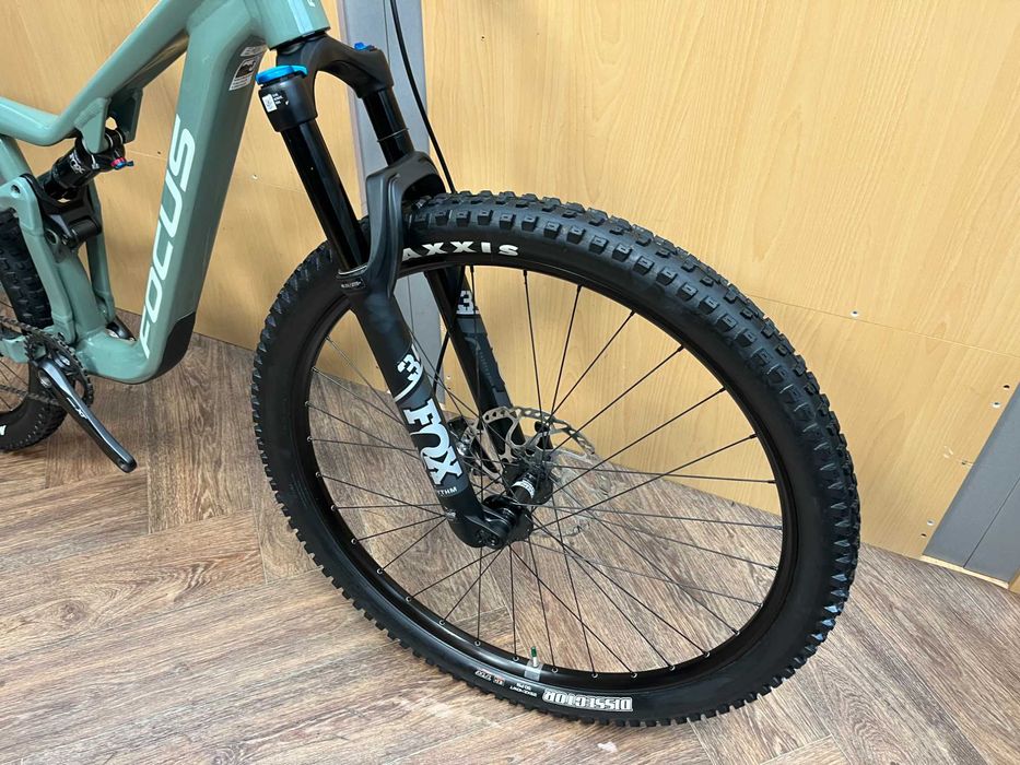 +MTB Focus THRON 6.9/29"/M-size/Suspension Full 130+