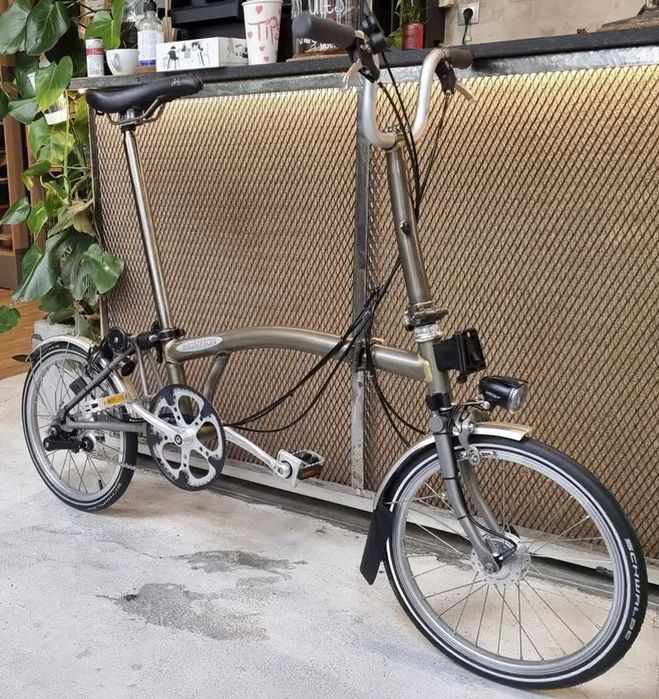 bicicleta pliabila brompton