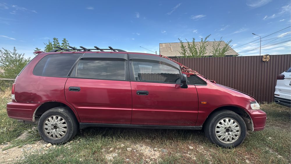 Продам Honda Odyssey 1995 года