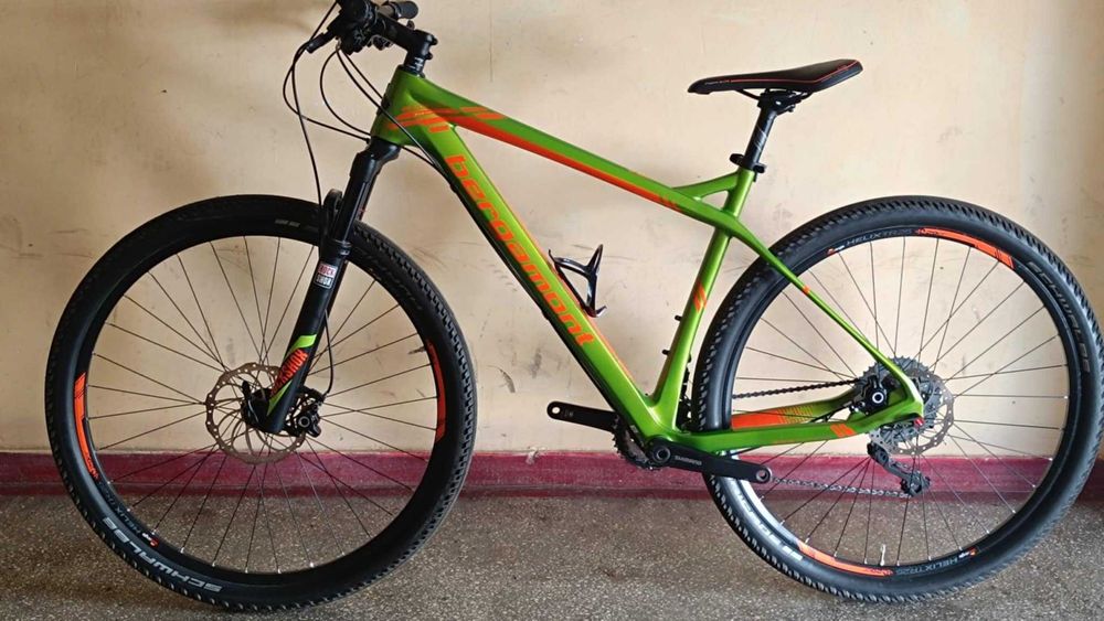 bicicleta carbon Bergamont Revox