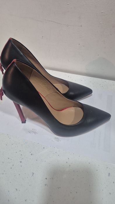 Елегантни обувки