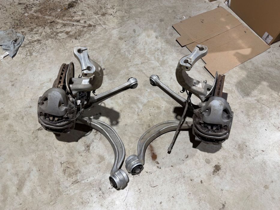 Fuzeta completa fata dreapta stanga Audi Q5 80A FY