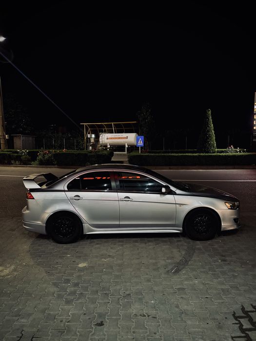 Mitsubishi Lancer