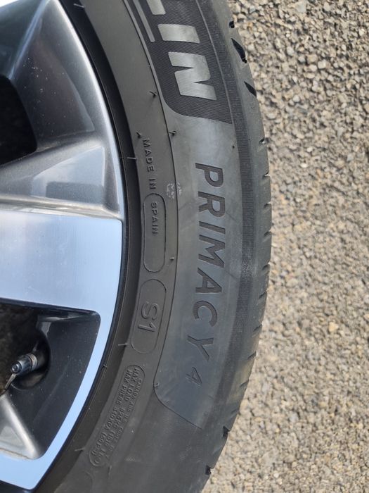 225/55/17" 4бр Michelin primacy 4,dot0522,5mm