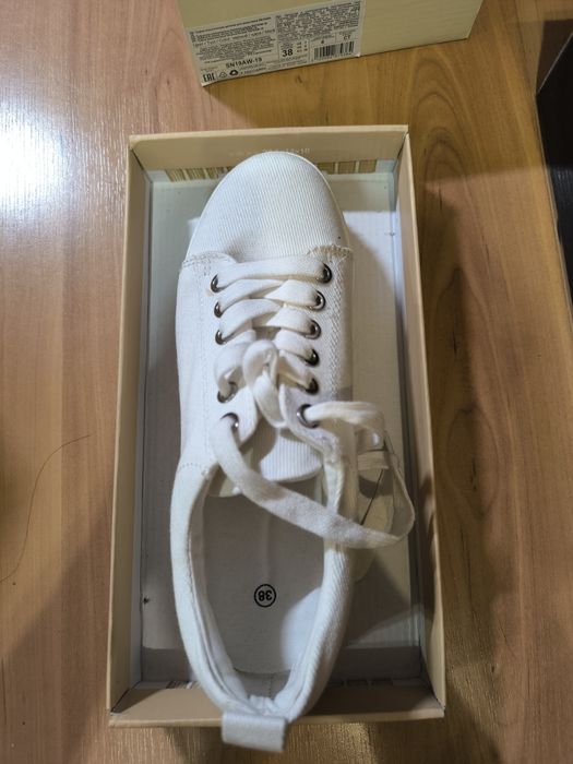 Женские кеды no name