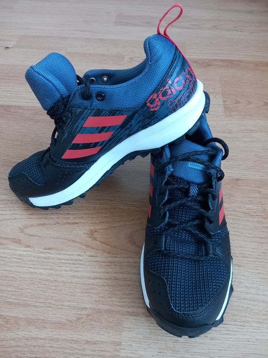 Vând adidasi Adidas dama originali