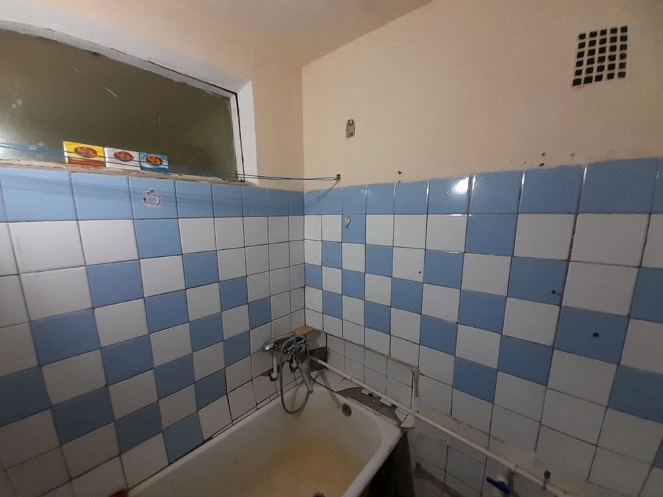 Chirchiq wahrida jalaerda iki hona kv 5 qavatda pustoy ijaraga berilad