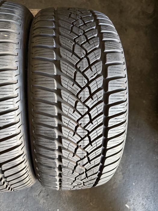 4 anvelope iarna 215/45/17 Fulda 7.9-8.7 mm!