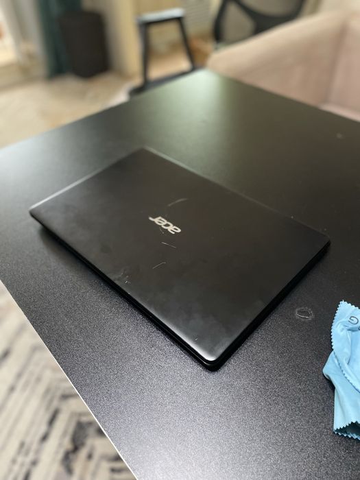 Ноутбук “Acer Aspire 3”