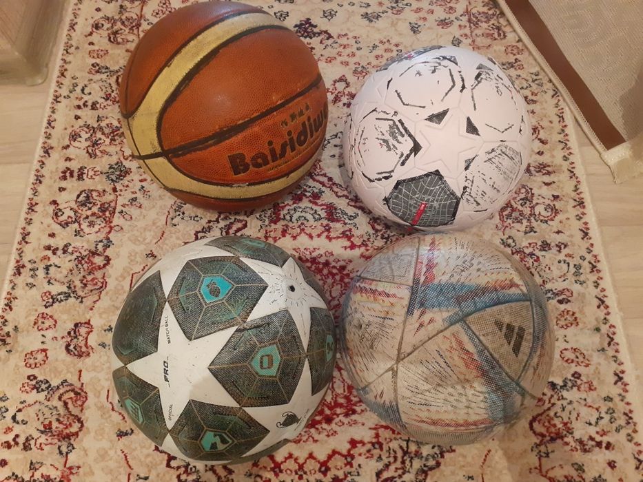 Продам 4 мяча. 3 футбольный 1 баскетбольный