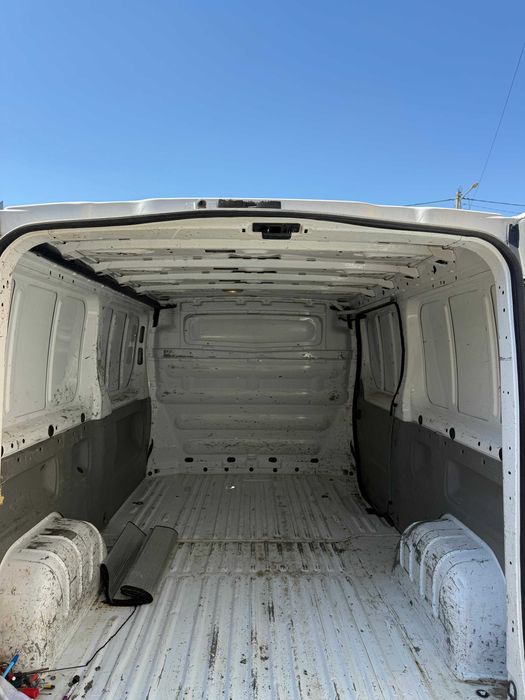 Renault Trafic 2.0 dCi – 115 CP | 2008 | Autoutilitară N1